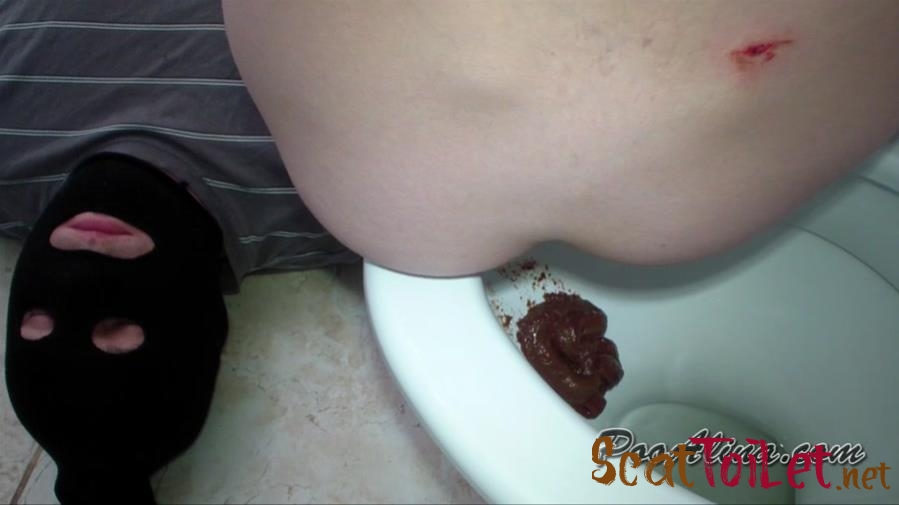 Pooalina - Toilet Slave Swallows Alita Shit From Toilet [mp4]