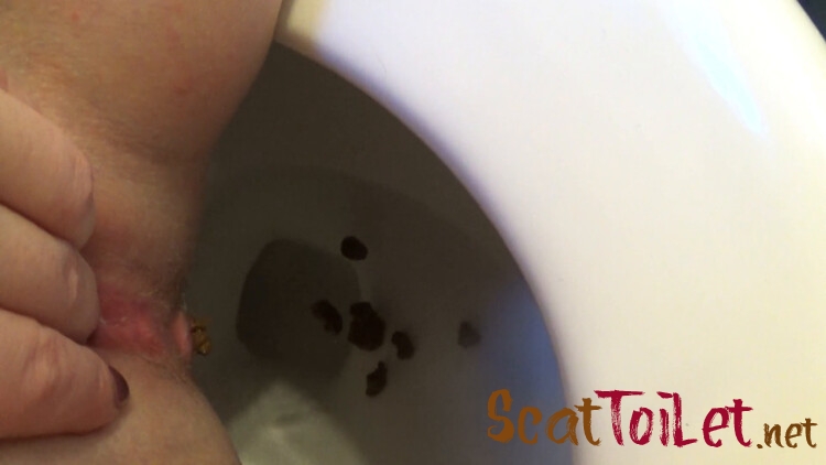 Close up Shit toilet with SexyScatForYou [MPEG-4]