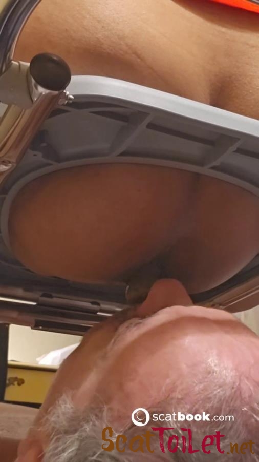 This Toilet Needs To Flush – GODDESS FIRE / GODDESSFIRE99 – MP4 [MPEG-4]