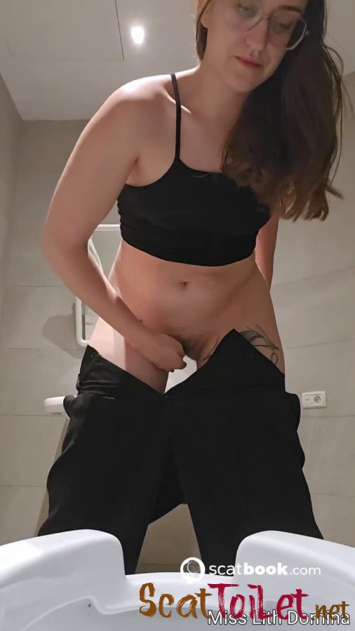 Taking a Shit Dump at the Mall with Miss Lith Domina P1 [MPEG-4]