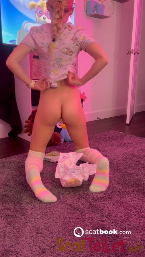 Messing my Huggies then Smooshing it Diaper Poop P1 [MPEG-4]