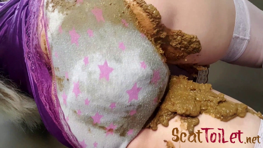 Easter Shit Messy Play with thefartbabes [MPEG-4]